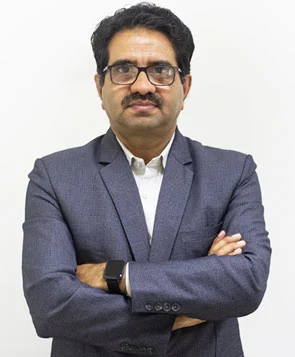 Suresh Sharma VP – Accounts & Finance - Kirana King